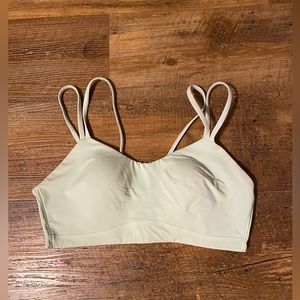 Lululemon size 10 like a cloud bra